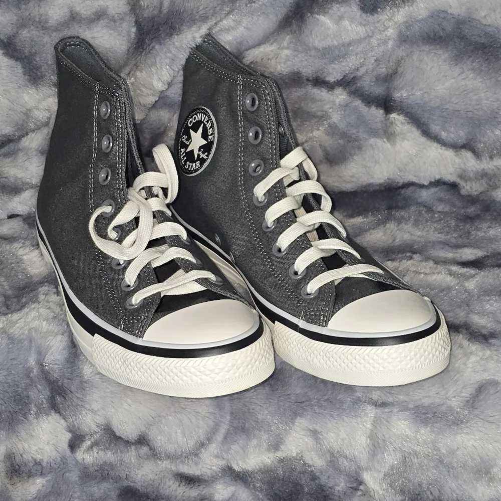 NWB Converse Rare CTAS HI Iron Grey A01325C W9.5/ M7.5‎